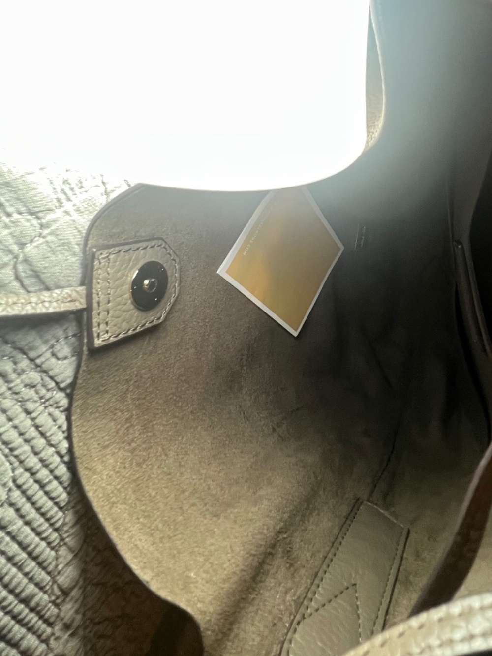 Michael Kors Olive Junie Pebbled Leather Unlined Hobo Bag NWOT with Dust Cover - Picture 7 of 9